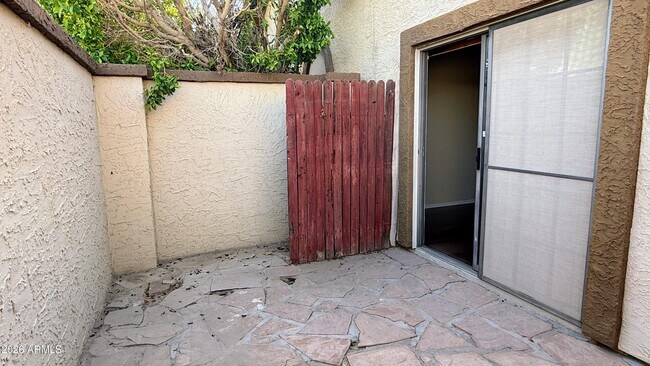 Building Photo - 4148 W Villa Maria Dr