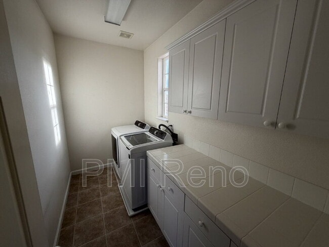 Building Photo - 9070 Jack Hammer Ct