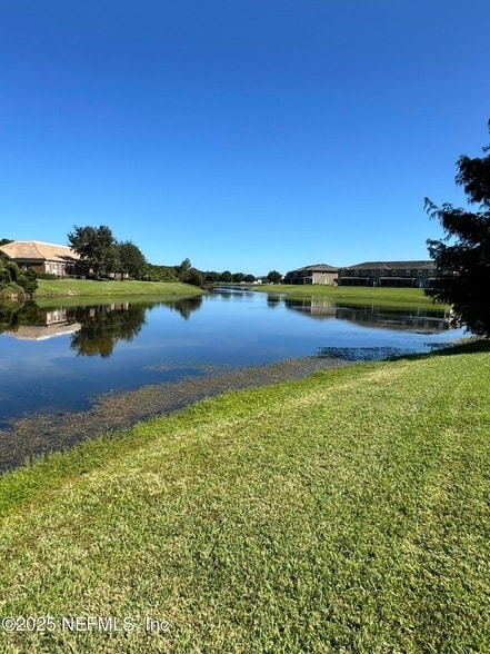 Building Photo - 1500 Calming Water Dr