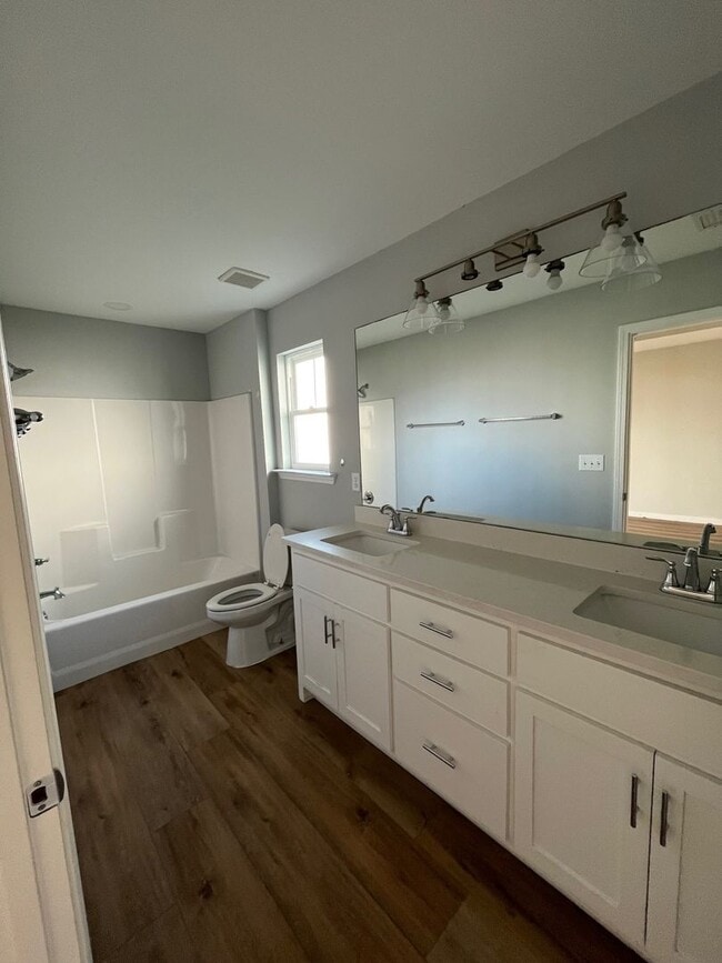 Building Photo - BRAND NEW! Very nice 3/2 with open floor plan! Close to TAFB