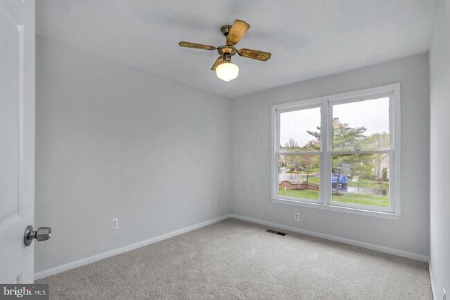 Building Photo - 7222 Lensfield Ct