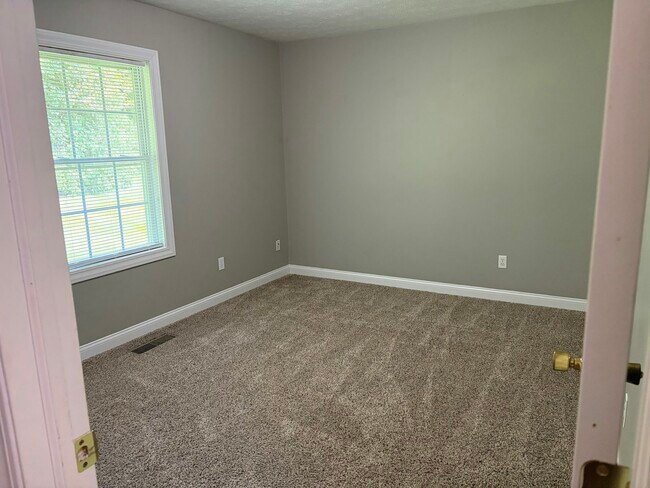 Building Photo - 117-119 Valley Forge Court, Unit 119