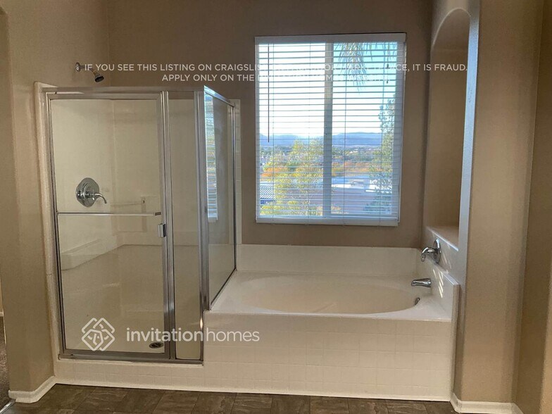 Building Photo - 27515 Nellie Ct