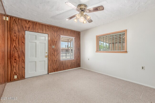 Building Photo - 1116 E Cocopah St