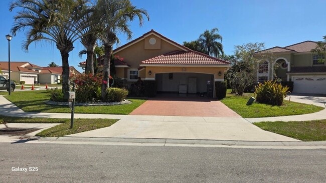 Building Photo - 12390 Summer Springs Dr