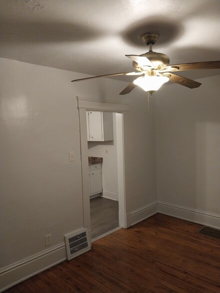 Building Photo - 51 E Summit St