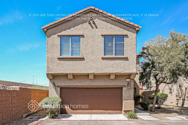 Building Photo - 683 Calamus Palm Pl