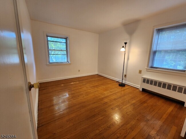 Building Photo - 88 Forest Hill Pkwy