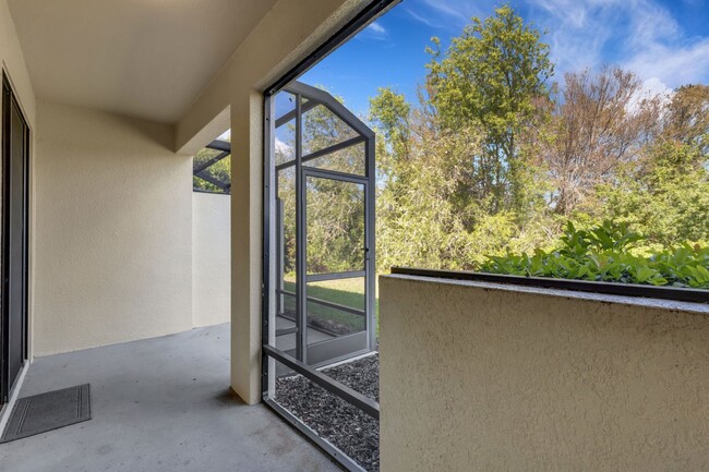 Building Photo - Beautiful Townhome for Rent