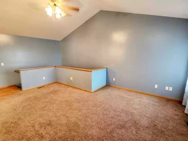 Building Photo - 1301 Sierra Dr