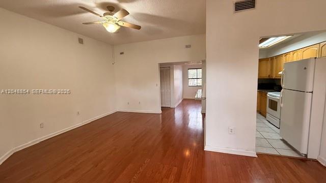 Building Photo - 9691 SW 138th Ave