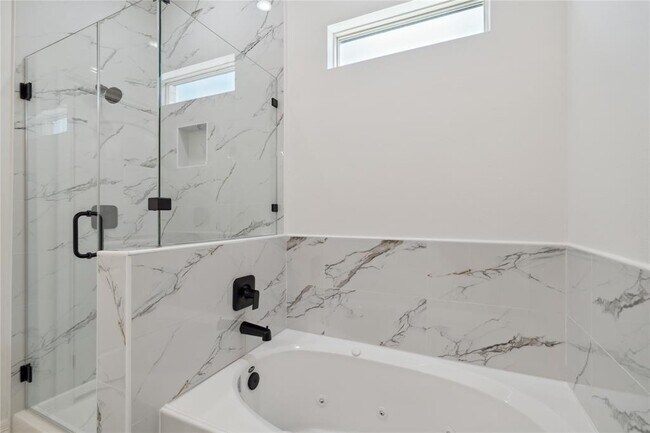 Building Photo - 9711 Champion Heavens Dr