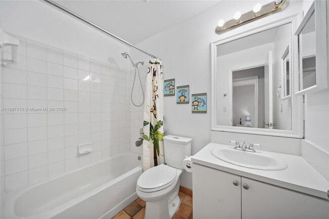 Building Photo - 9883 SW 118th Pl