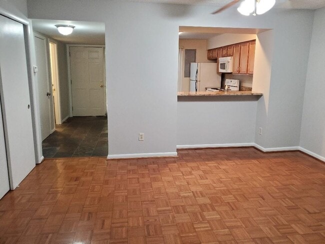 Building Photo - 1247 Druid Knoll Dr NE