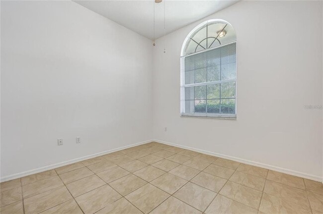 Building Photo - 520 Hollinghead Loop