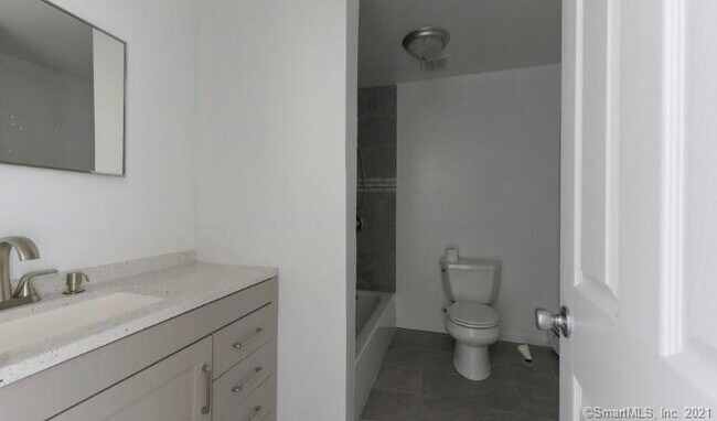 Building Photo - 50 Trumbull Ave