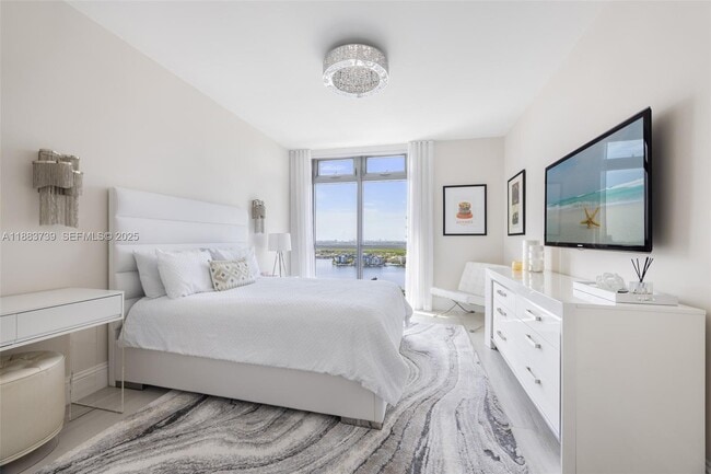 Building Photo - 17301 Biscayne Blvd