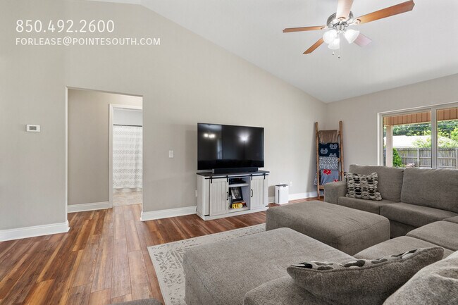 Building Photo - 12960 Westfield Loop