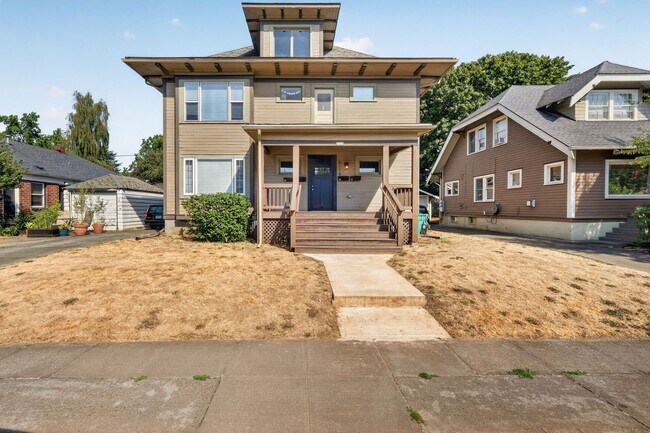 Building Photo - 5114 N Williams Ave
