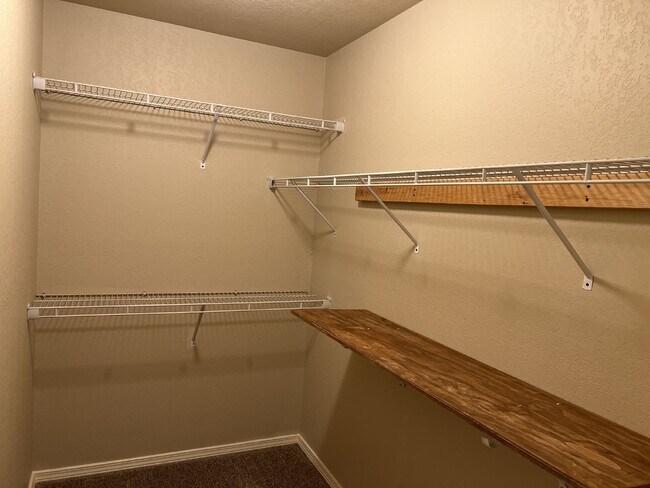 Building Photo - Charming 3 Bed, 2 Bath Rental Property in Barling, AR - Move-in Ready!