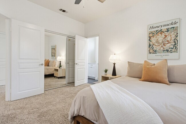 Building Photo - 1317 Gull Ct