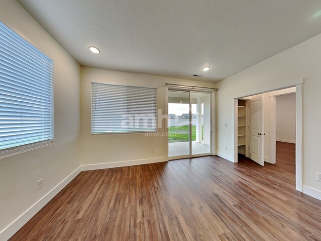 Building Photo - 9269 W Dove Creek St