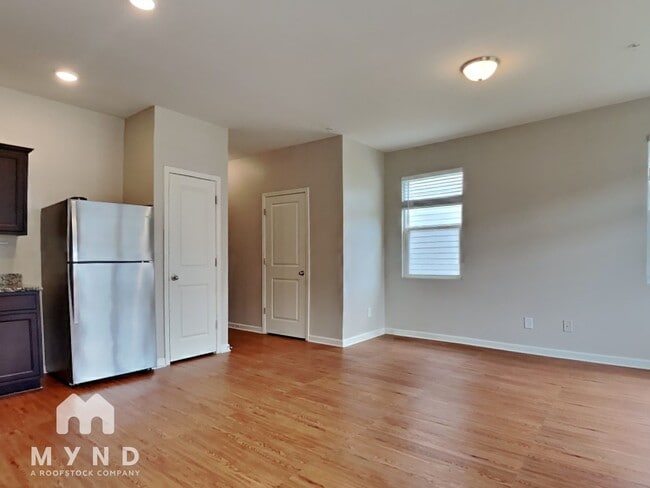 Building Photo - 11973 Fuller St