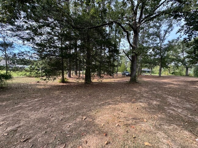 Building Photo - 5424 New Liberty Rd