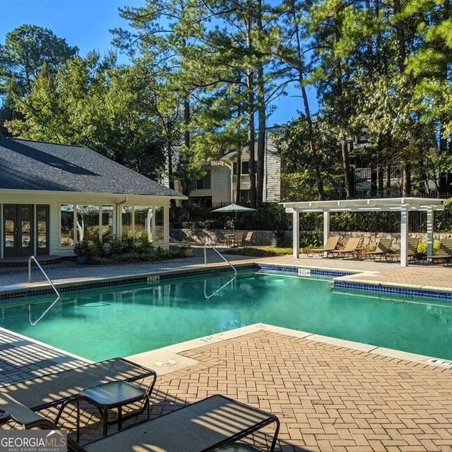 Building Photo - 38 Rumson Ct
