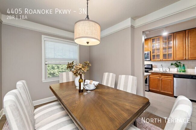 Building Photo - 4405 Roanoke Pkwy