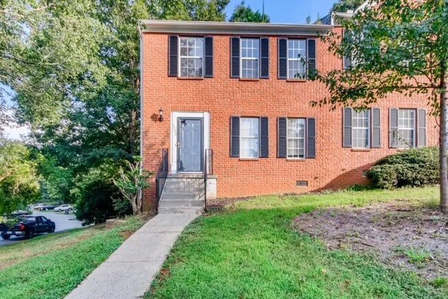 Primary Photo - 1500 Shiloh Pl