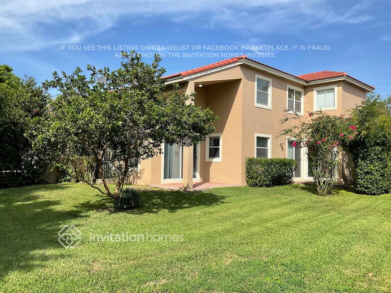 Building Photo - 5828 NW 120th Ave