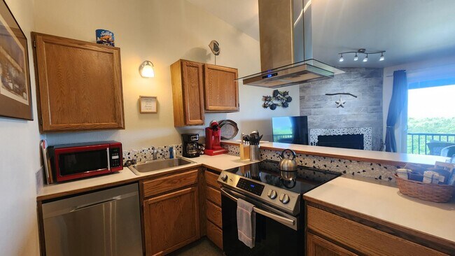 Building Photo - 835 Ocean Shores Blvd NW
