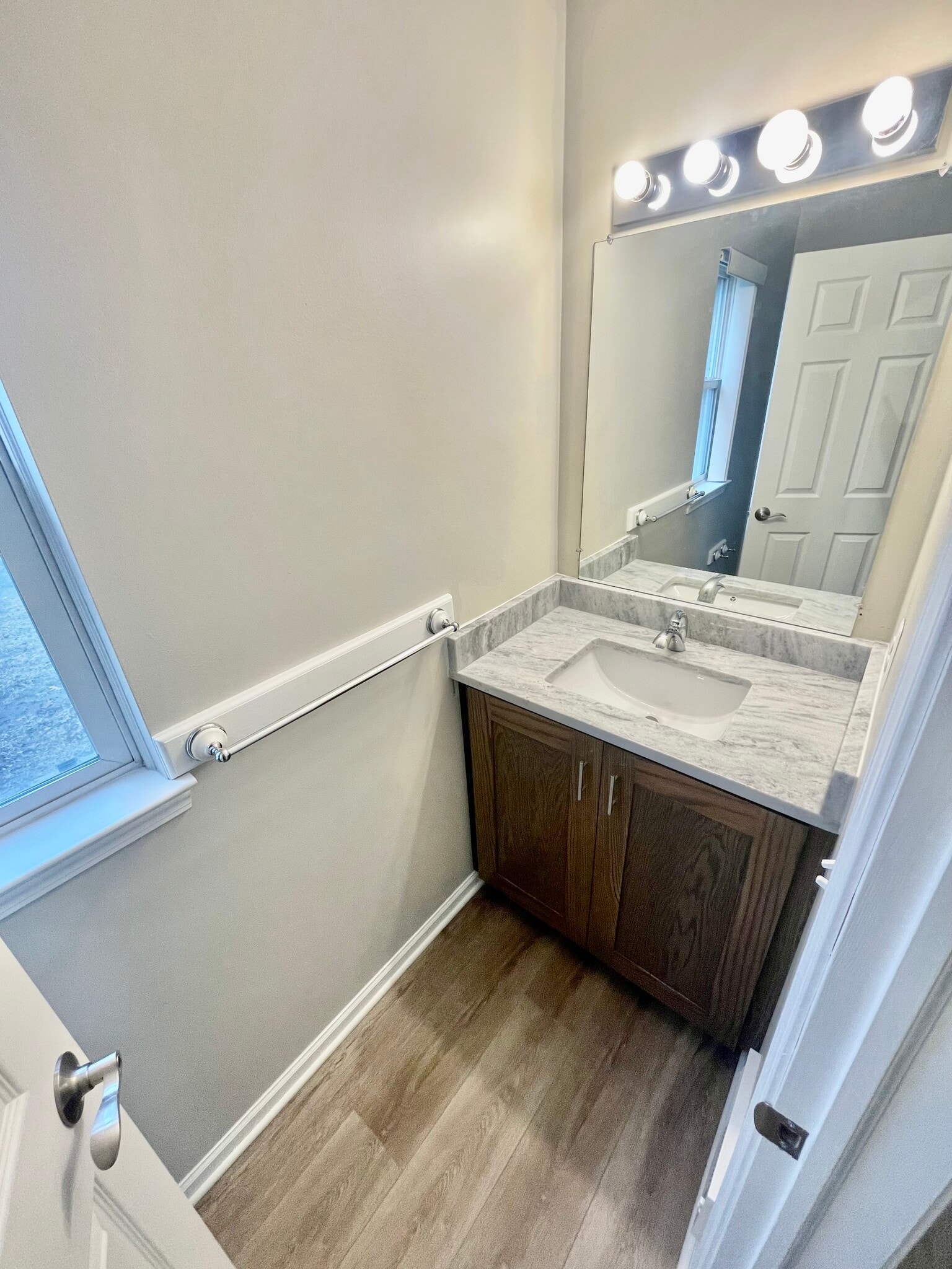 Building Photo - 15280 Arno Dr