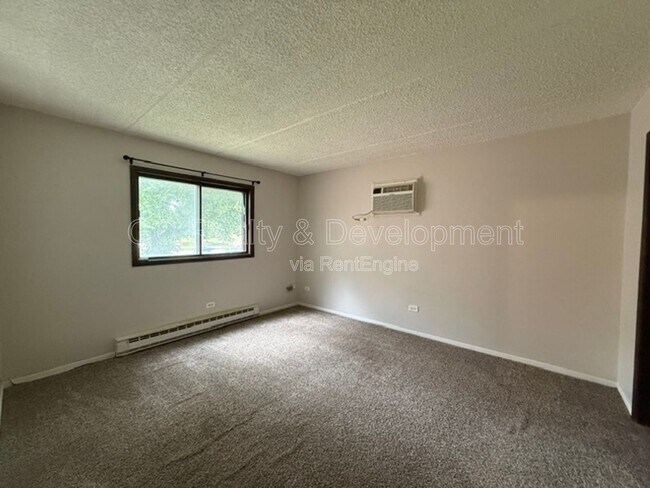 Building Photo - 240 Klein Creek Ct