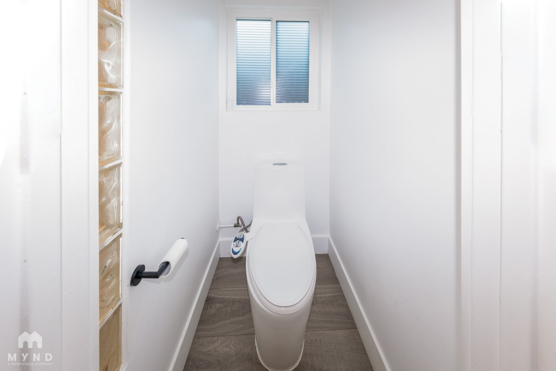 Building Photo - 13942 Mango Dr