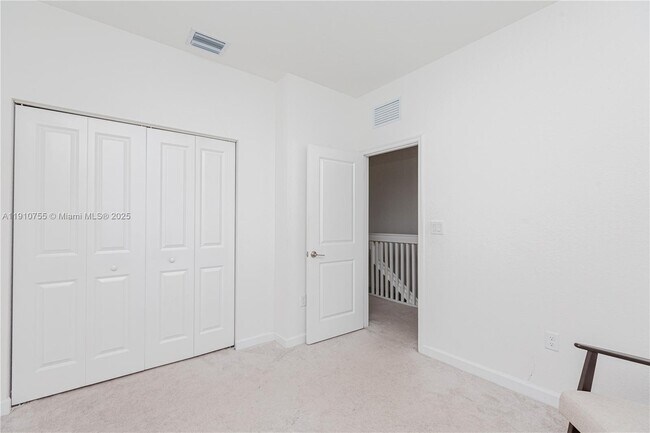 Building Photo - 12949 SW 232nd Ln