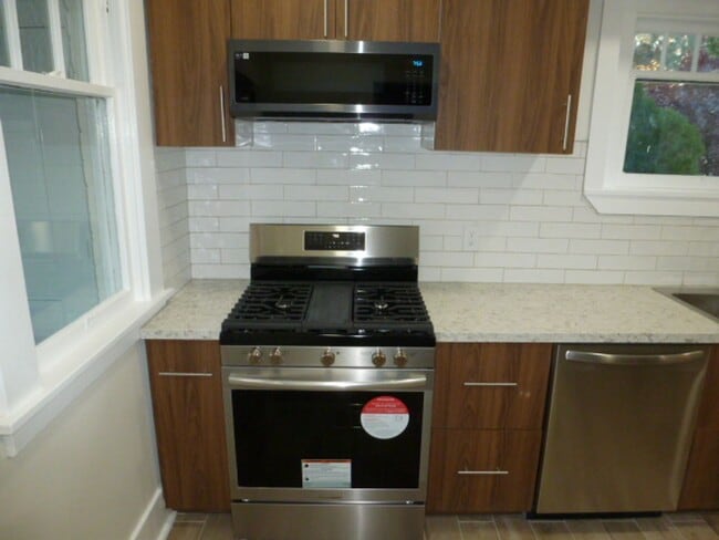 Building Photo - Historic Building in West Reno for Sale or Rent