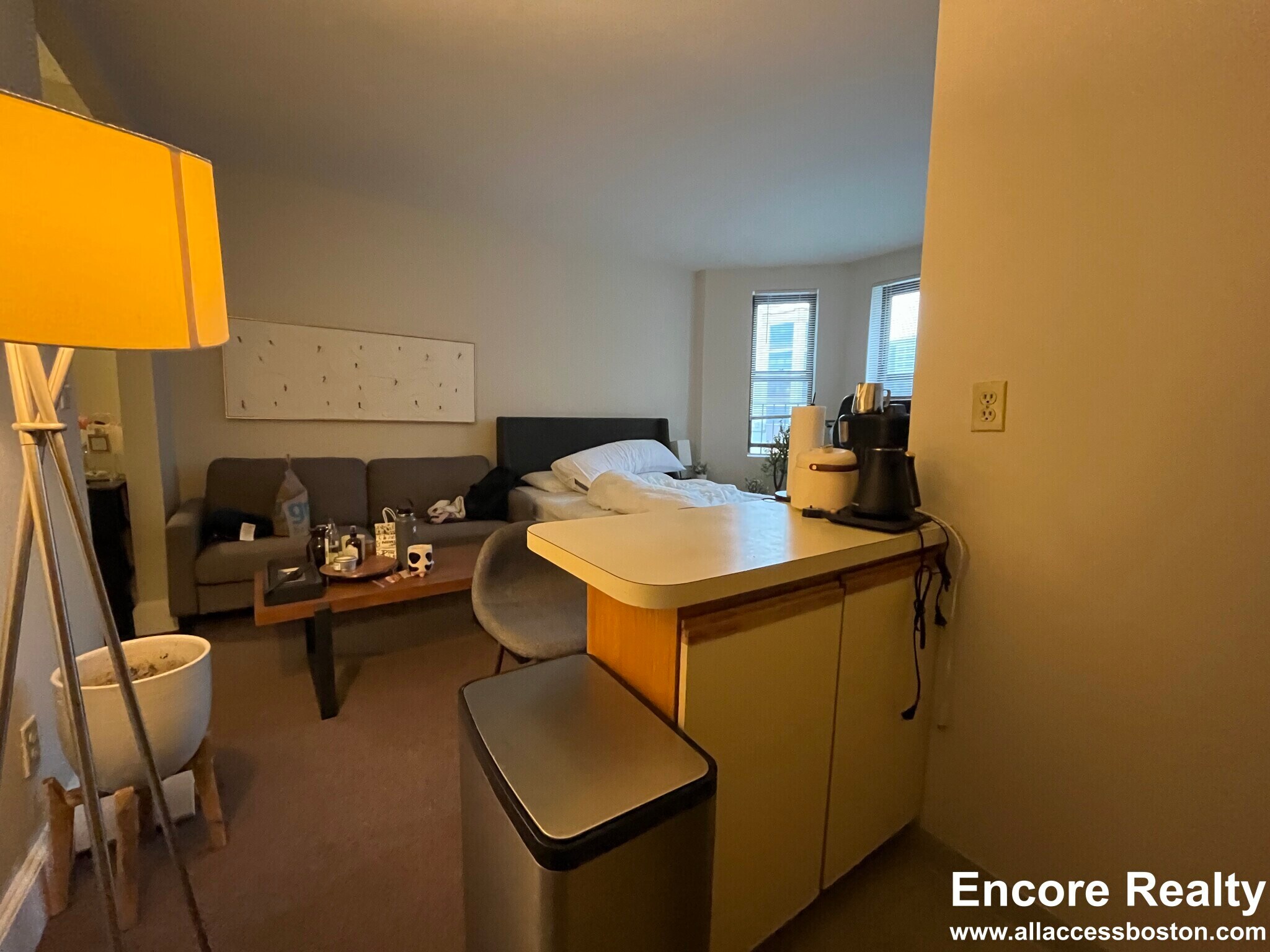 Building Photo - 8 Aberdeen St