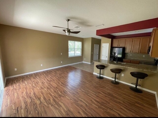 Building Photo - 5934 Pavilion Dr