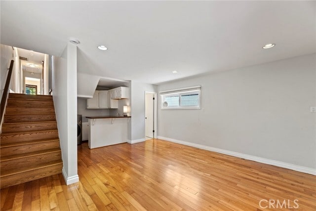 Building Photo - 2616 N Poinsettia Ave