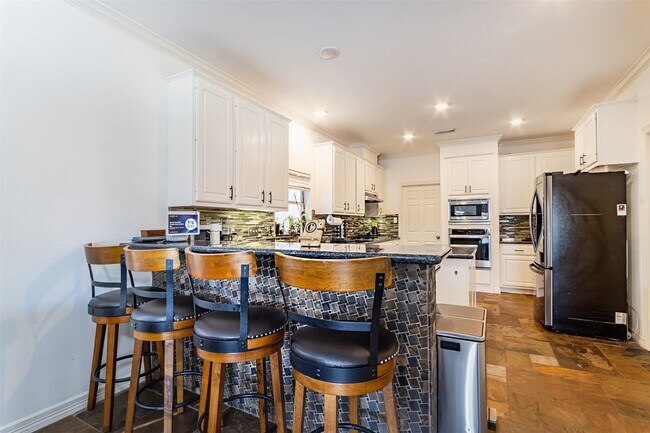 Building Photo - 3204 Canvasback St