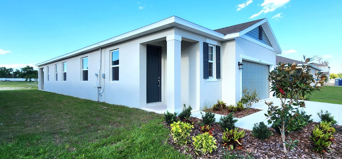 Building Photo - 932 Blue Creek Dr