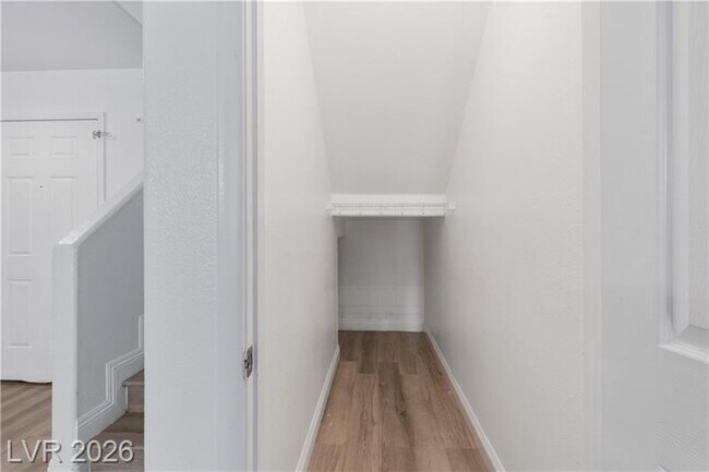 Building Photo - FREE 2 WEEK SPECIAL *excluding recurring fees* Beautiful North Las Vegas