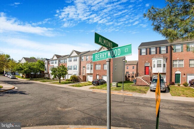 Building Photo - 9820 Berrywood Ct