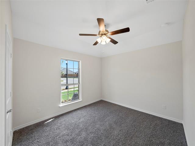 Building Photo - 10505 Breezeway Dr