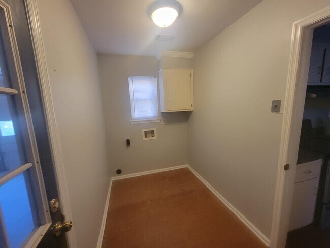 Building Photo - 4768 Red Leaf Ct