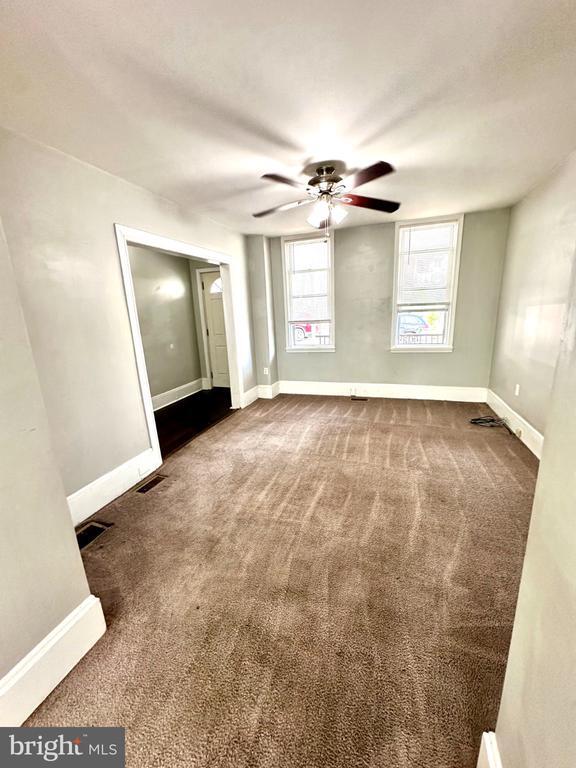 Building Photo - 614 Beech St