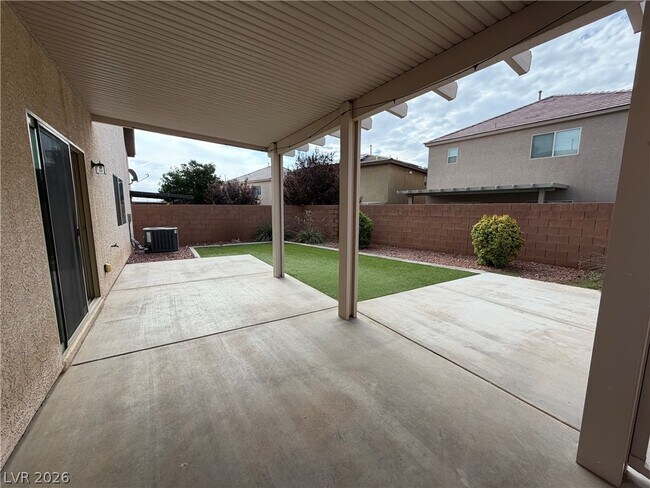 Building Photo - 10629 Axis Mountain Ct