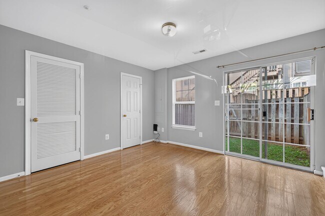 Building Photo - 13504 Hamlet Square Ct